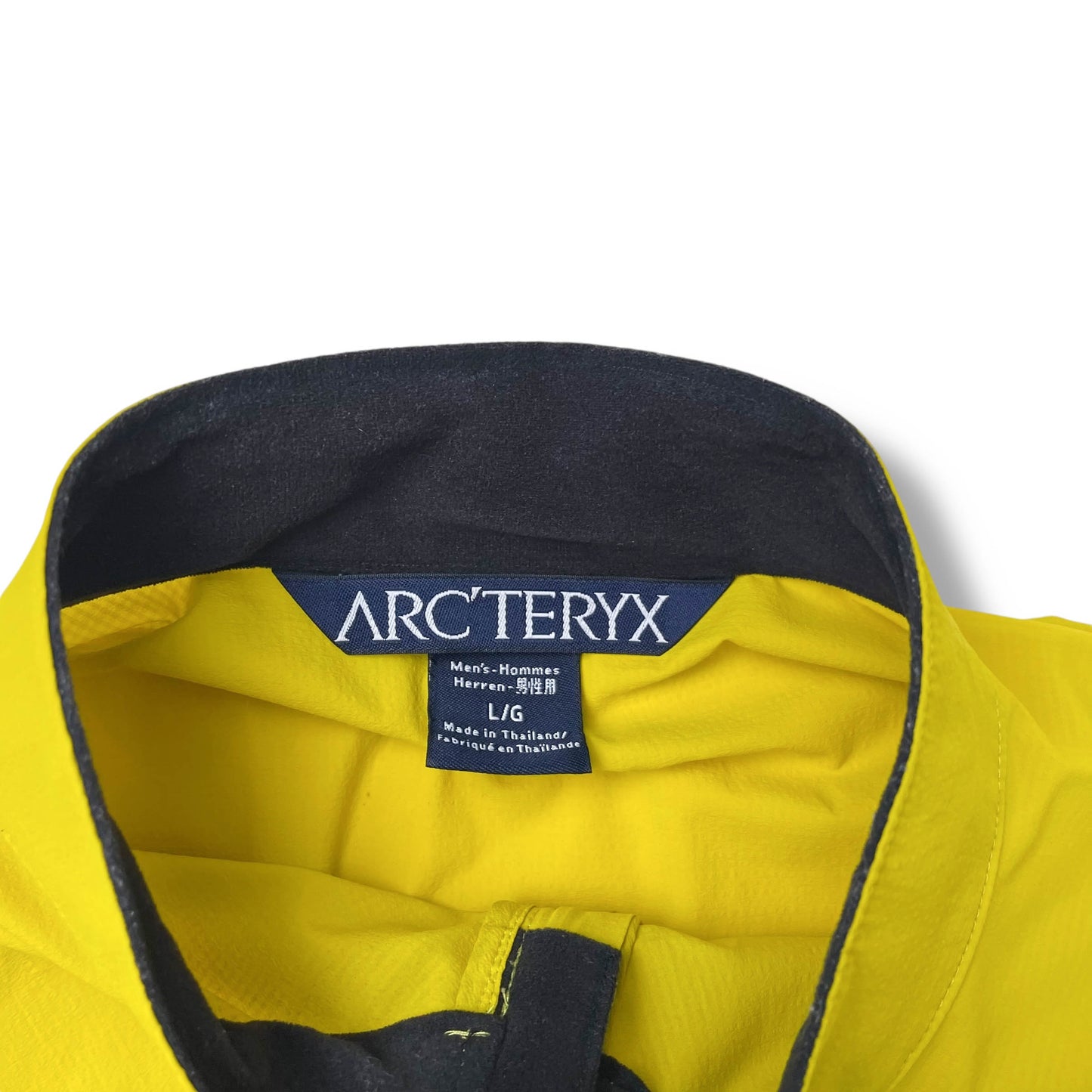 Vintage Arc'teryx wind shell (L)