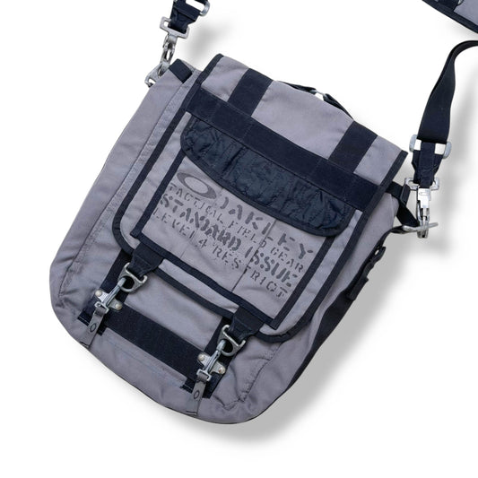 Vintage Oakley Utility Cross Body Bag