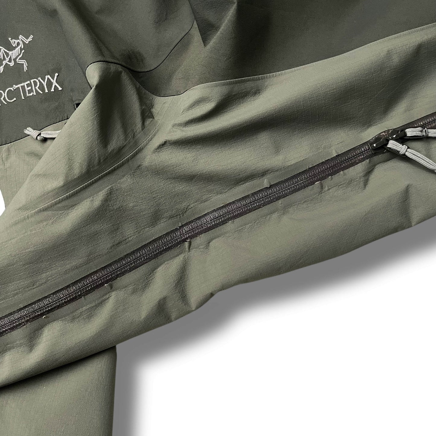Arc'teryx Theta AR Gore-tex Shell Jacket (M)