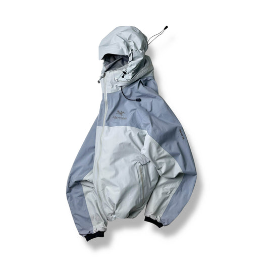 Vintage Arc’teryx Fission AR Jacket (M)