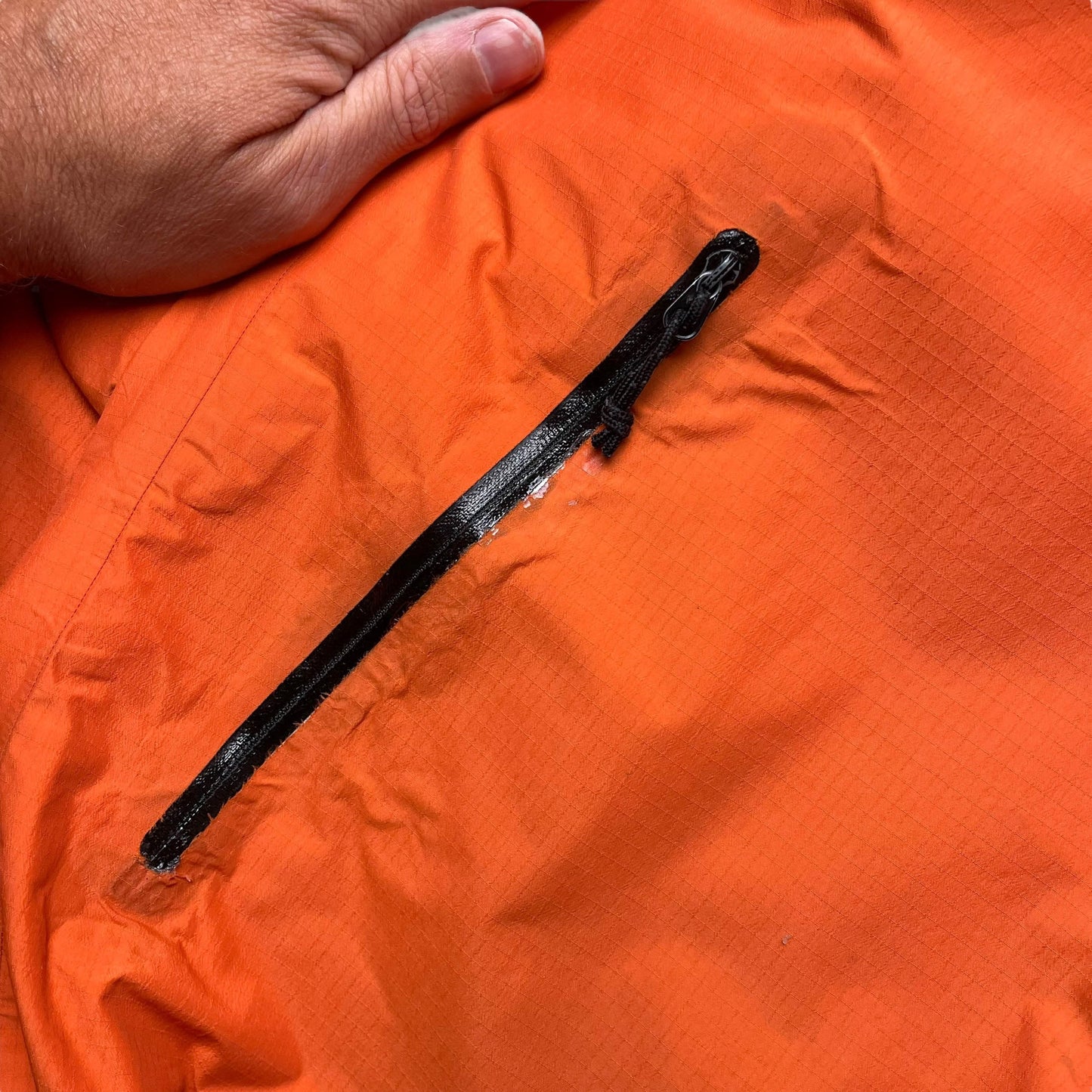Vintage Arc’teryx Fission AR Gore-tex Jacket (L)