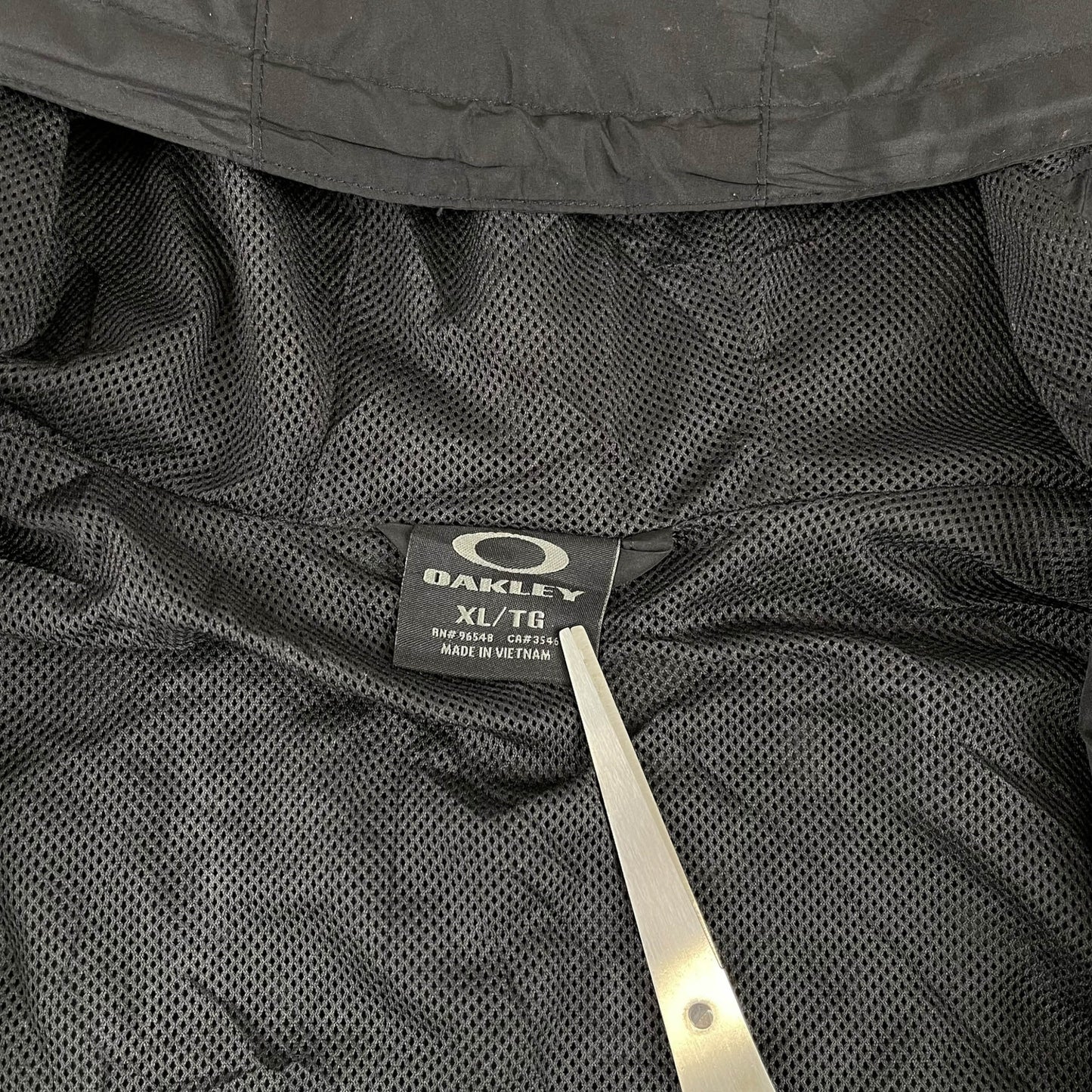 Oakley Nylon Jacket (XL)