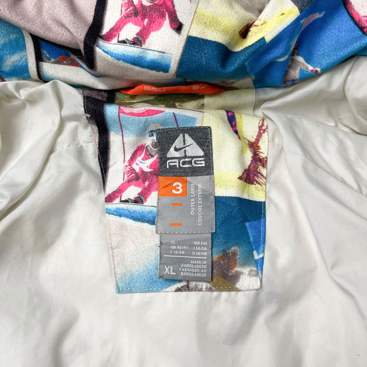 Vintage Nike ACG Puffer (XL)