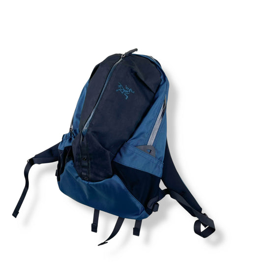 Arc'teryx ARRO 16 Backpack