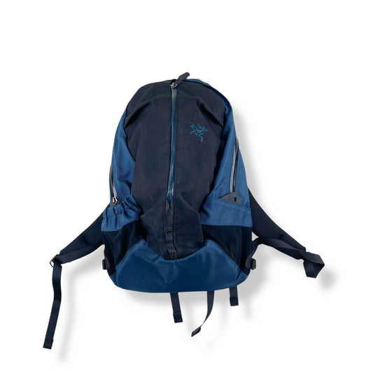 Arc'teryx ARRO 16 Backpack