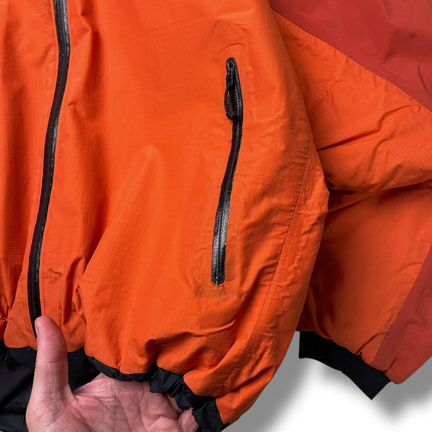 Vintage Arc’teryx Fission AR Jacket (M)