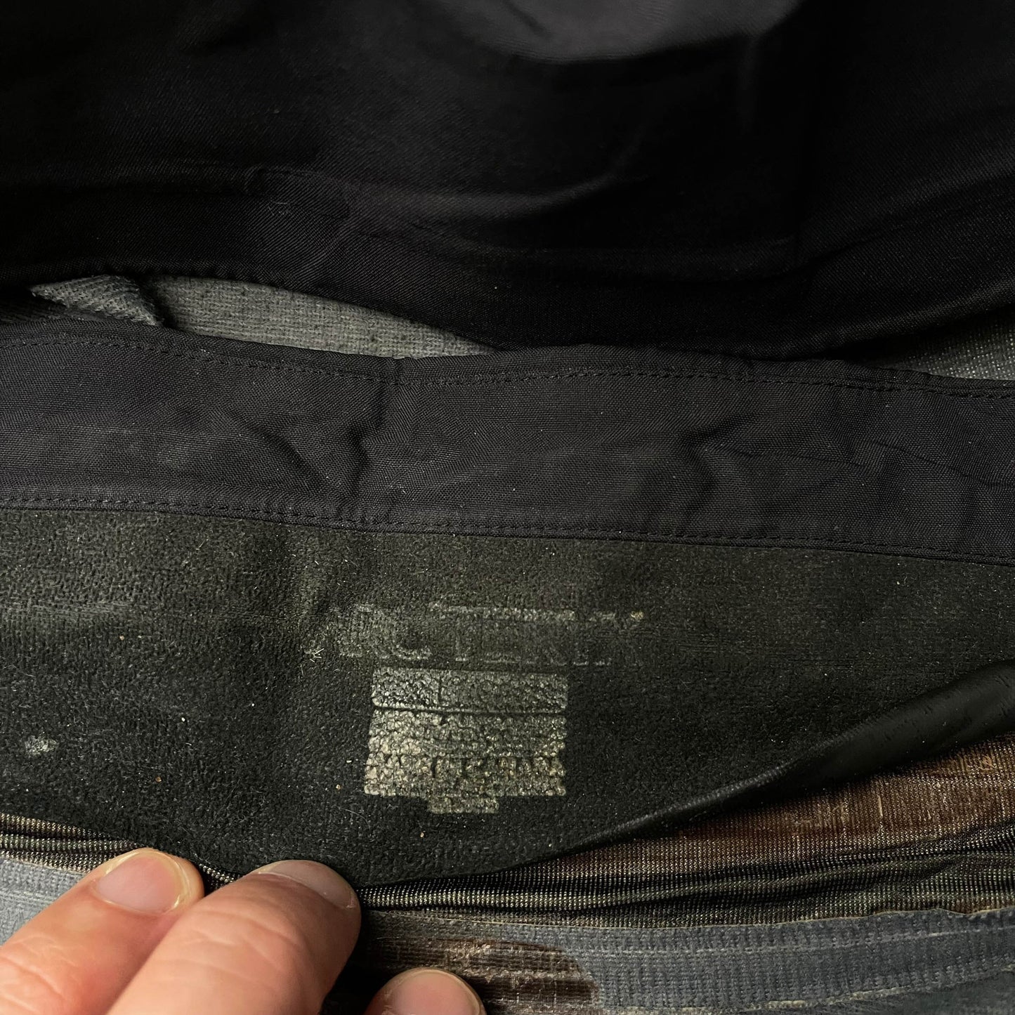 Arc'teryx Scorpion Gore-tex Shell Jacket (L)