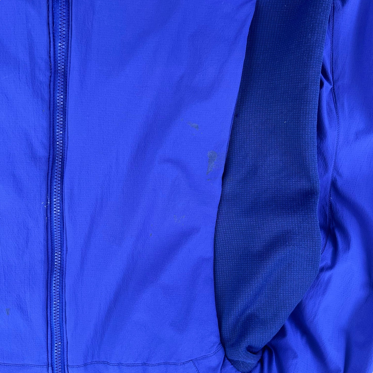 Womens Arc’teryx Atom LT Hoodie (S)